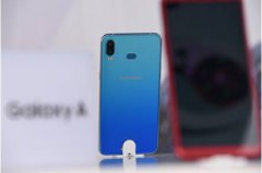 ����Galaxy A6s������